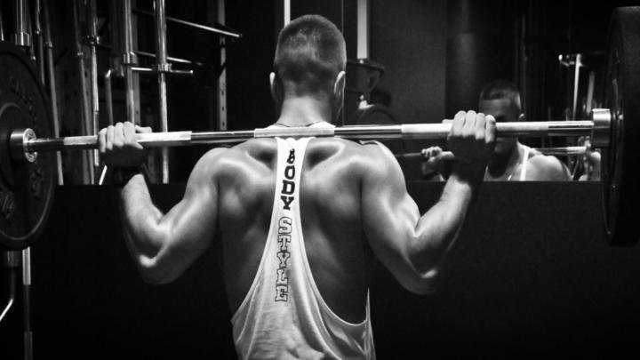 жим штанги стоя из за головы